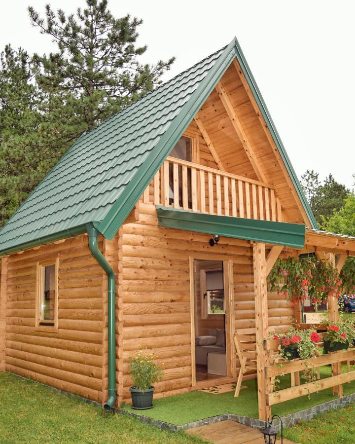 Brvnare Spasic Vinci Exterior photo